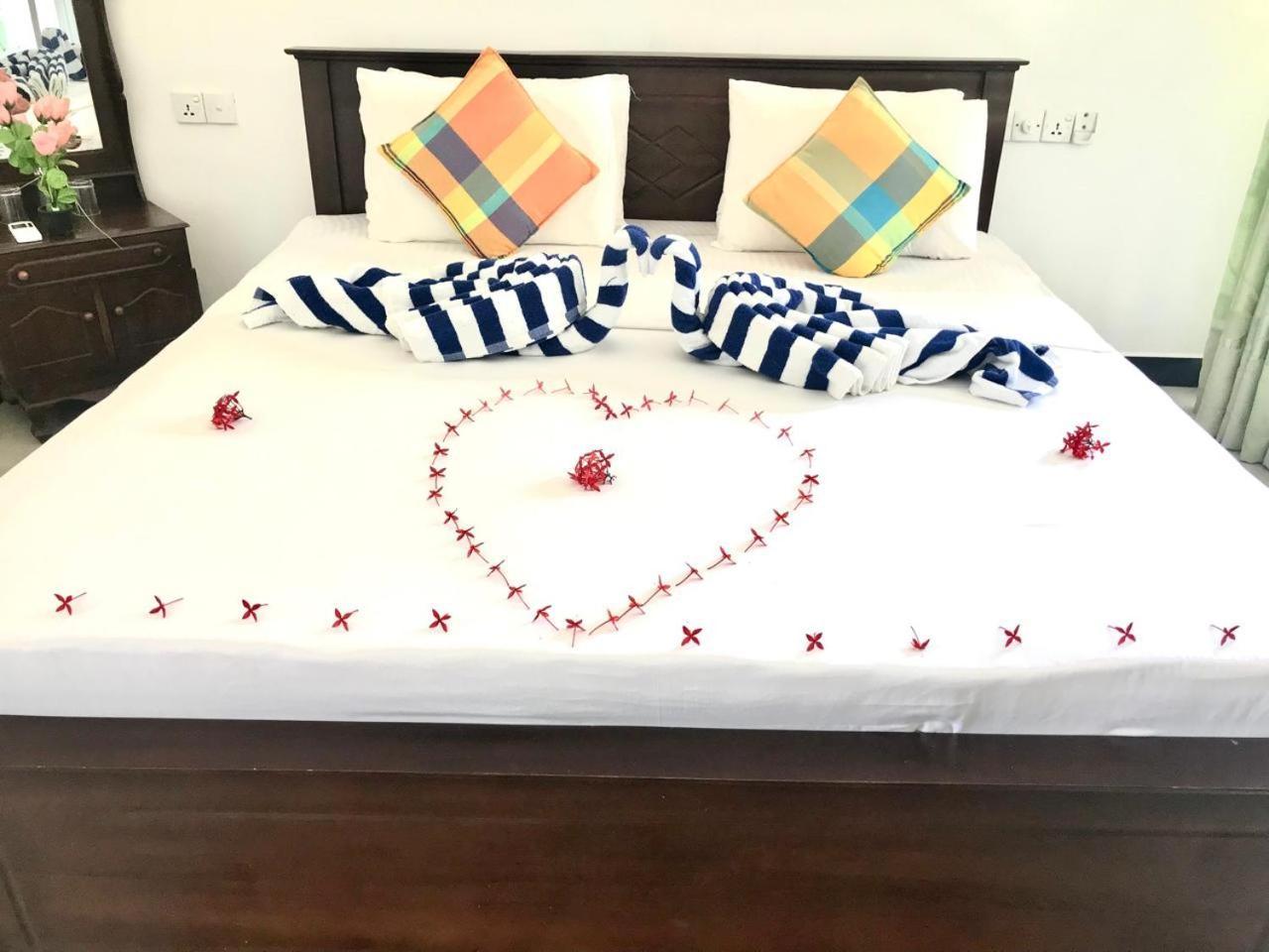 Sea Zone Resort Mirissa Dış mekan fotoğraf